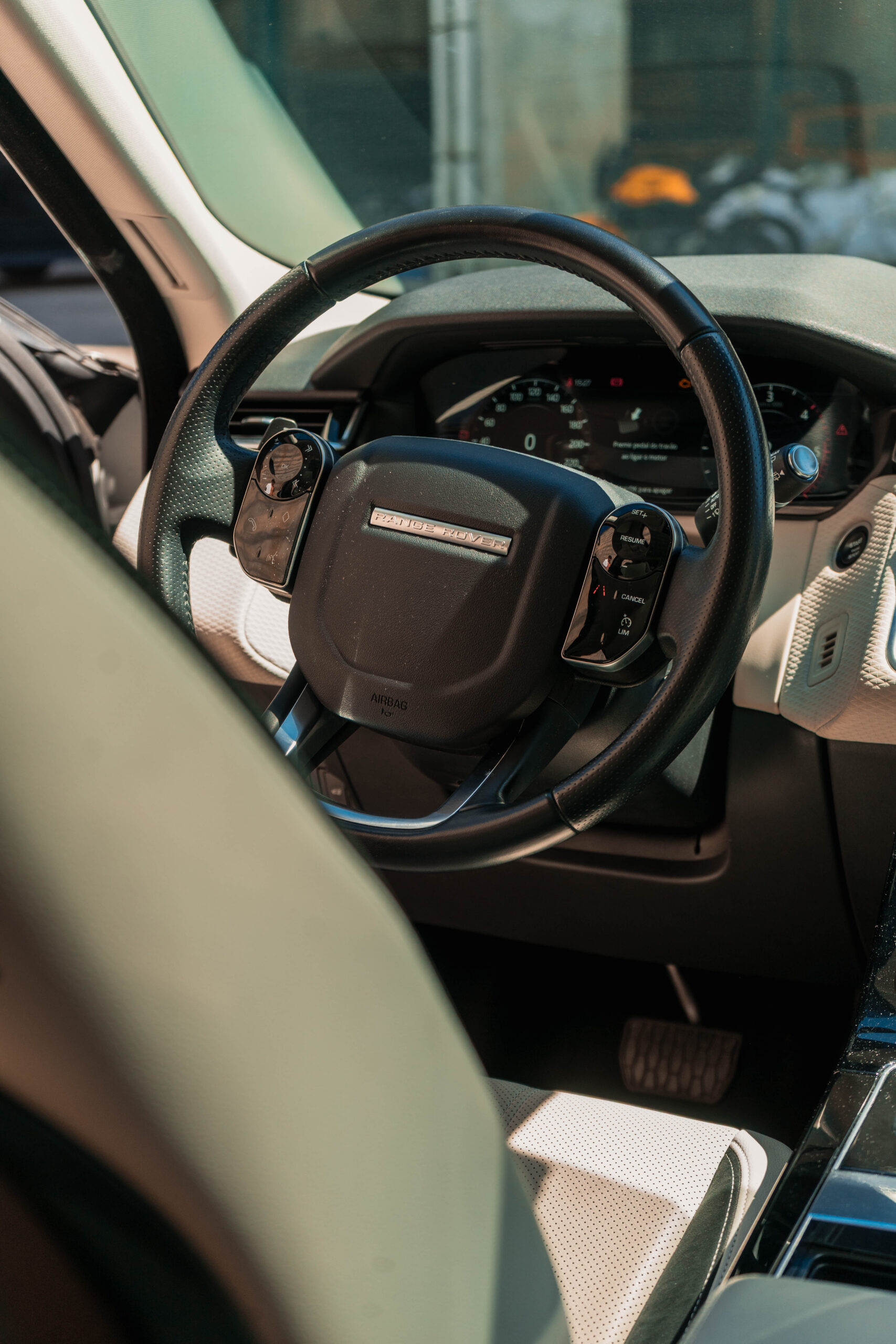 Range Rover Velar D240