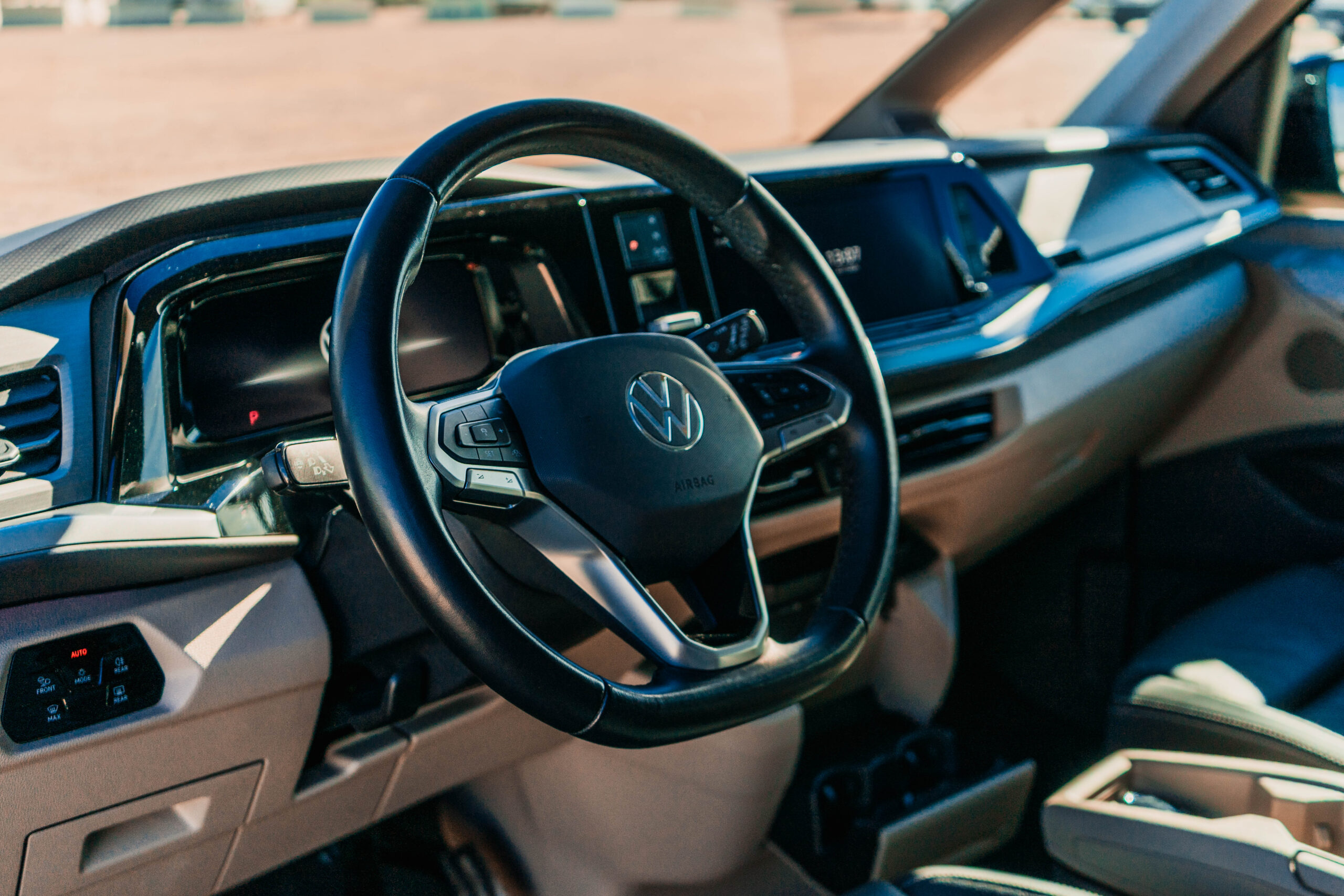 VW Multivan 2.0 TSI Style Longa DSG