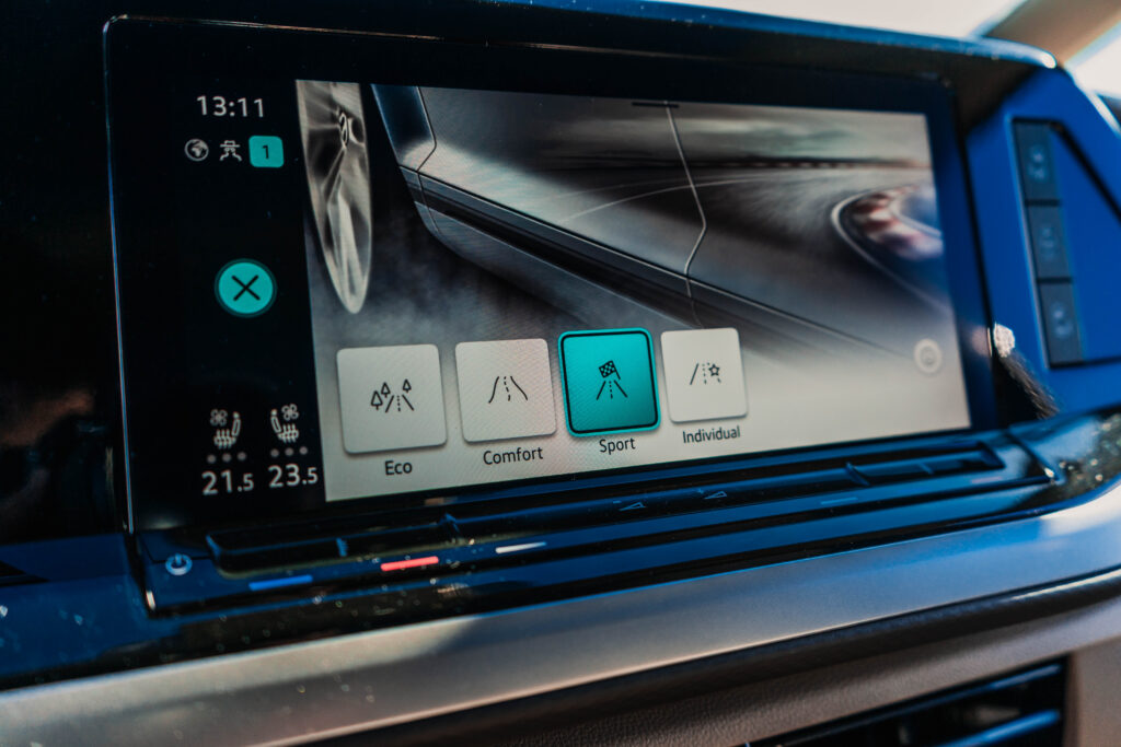 VW Multivan 2.0 TSI Style Longa DSG