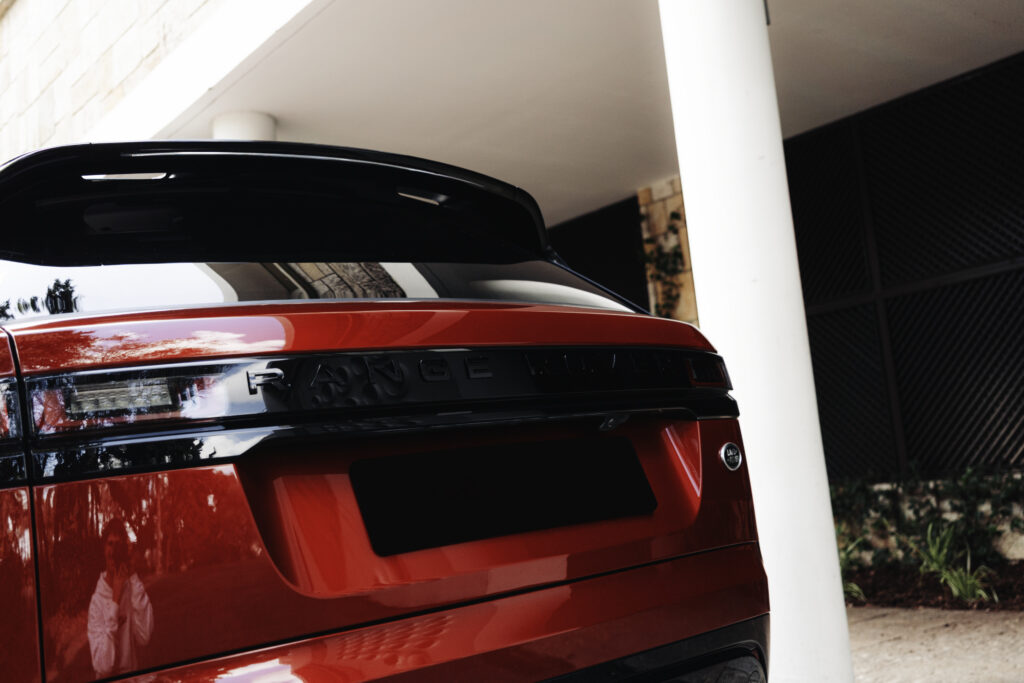 Land Rover Range Rover Velar 2.0 P400e AWD R-Dynamic