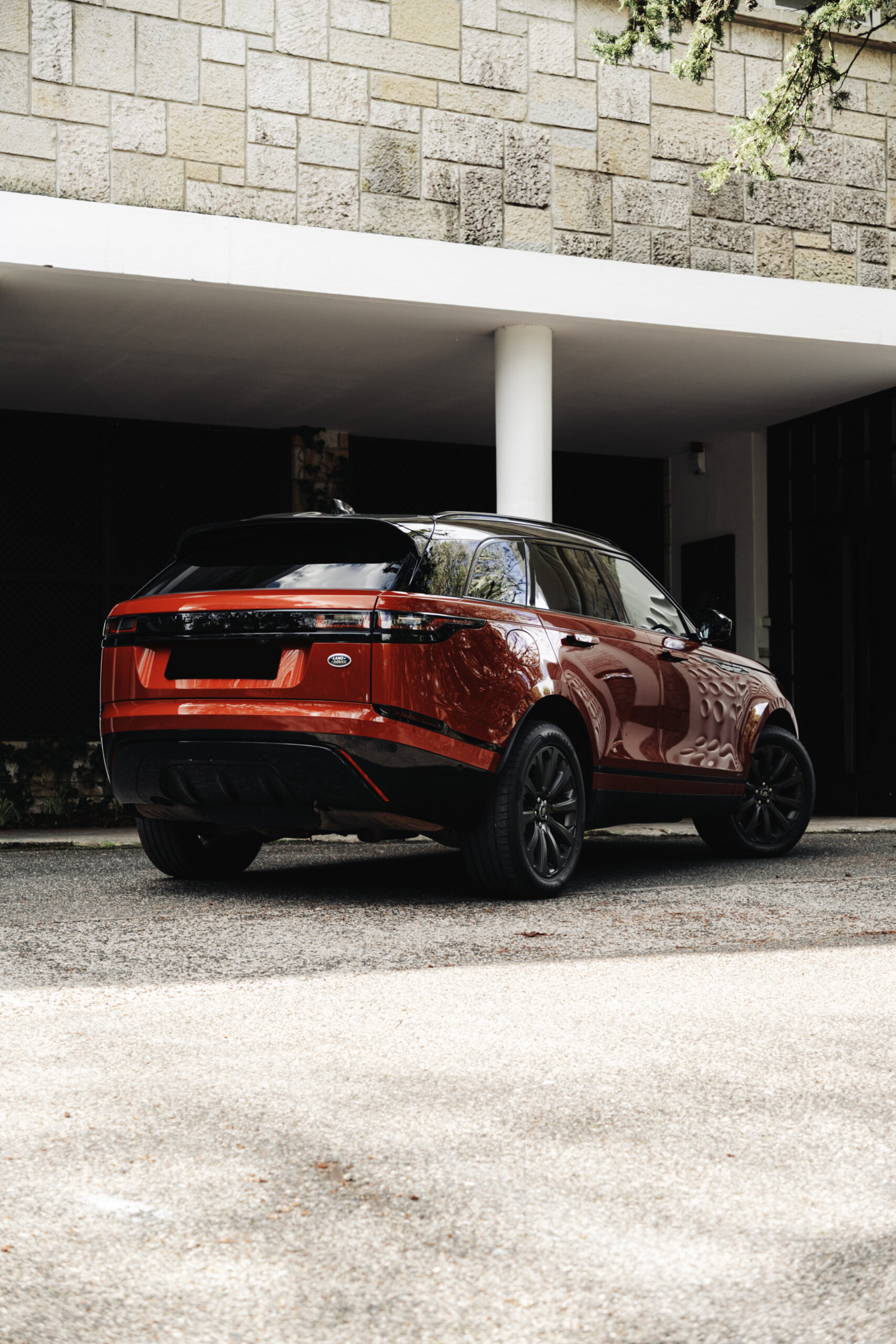 Land Rover Range Rover Velar 2.0 P400e AWD R-Dynamic