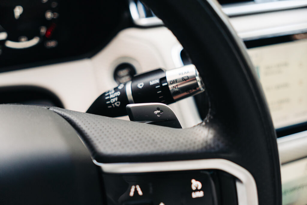 Land Rover Range Rover Velar 2.0 P400e AWD R-Dynamic