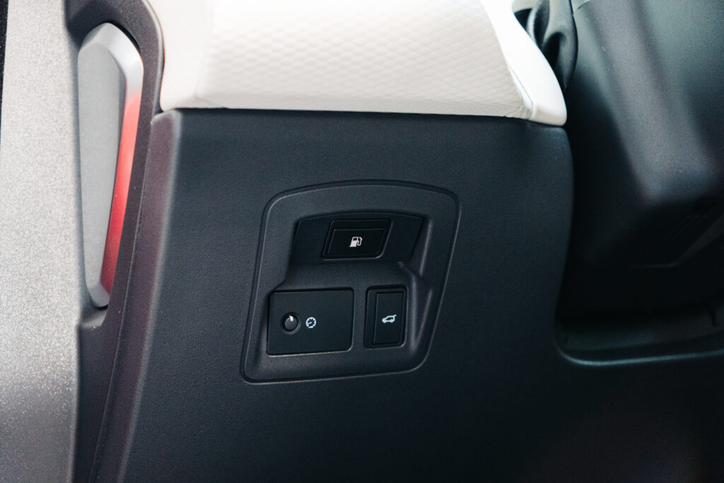 Land Rover Range Rover Velar 2.0 P400e AWD R-Dynamic