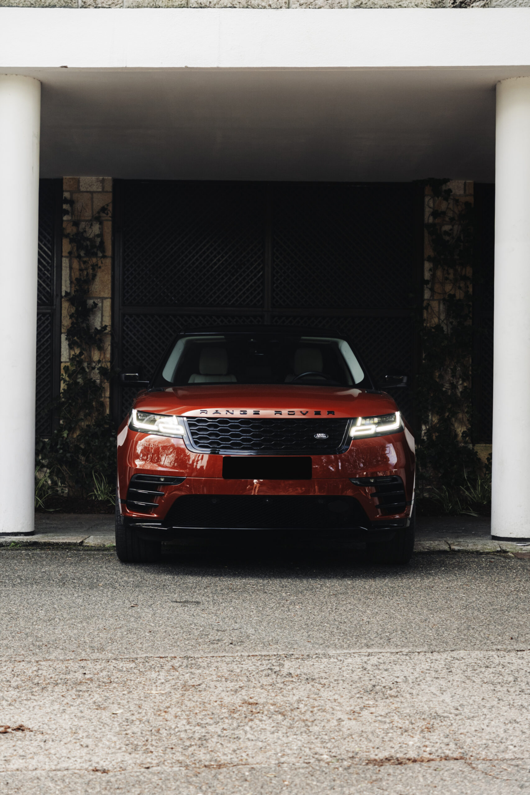 Land Rover Range Rover Velar 2.0 P400e AWD R-Dynamic