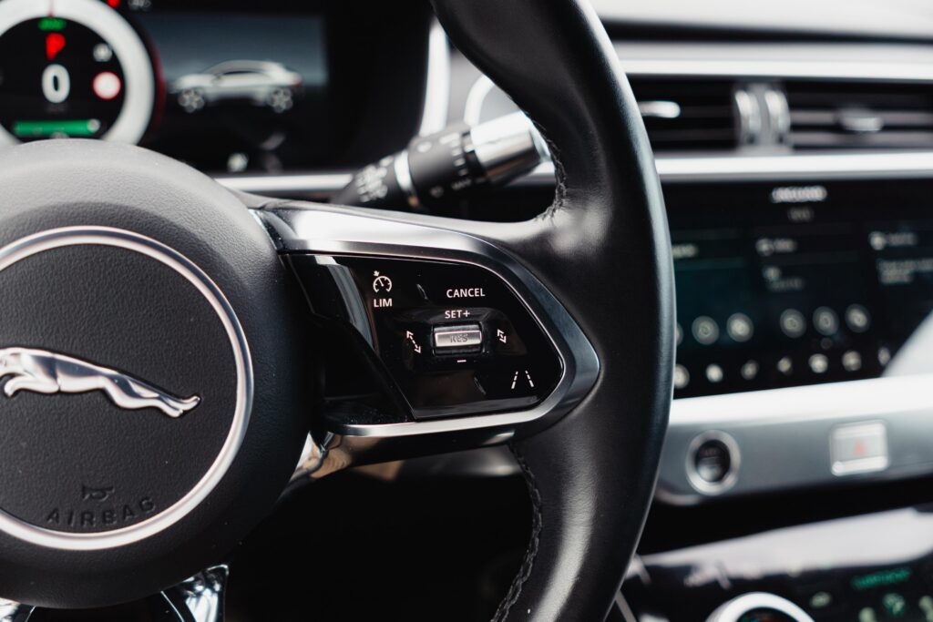 Jaguar I-Pace EV400 AWD R-DYNAMIC SE