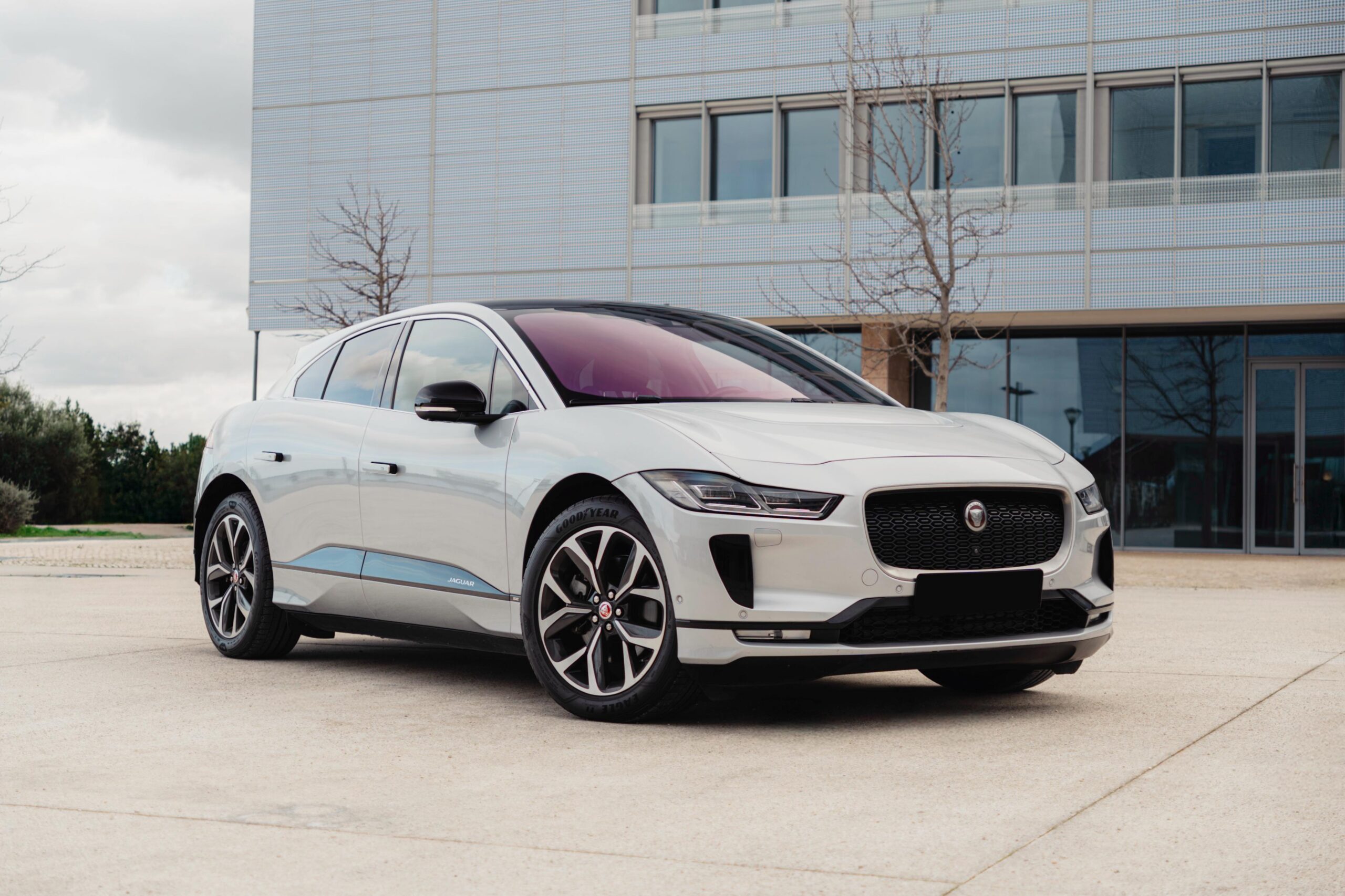 Jaguar I-Pace EV400 AWD R-DYNAMIC SE