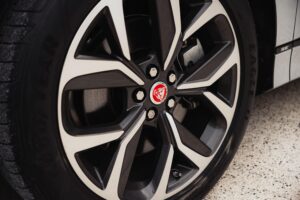 Jaguar I-Pace EV400 AWD R-DYNAMIC SE