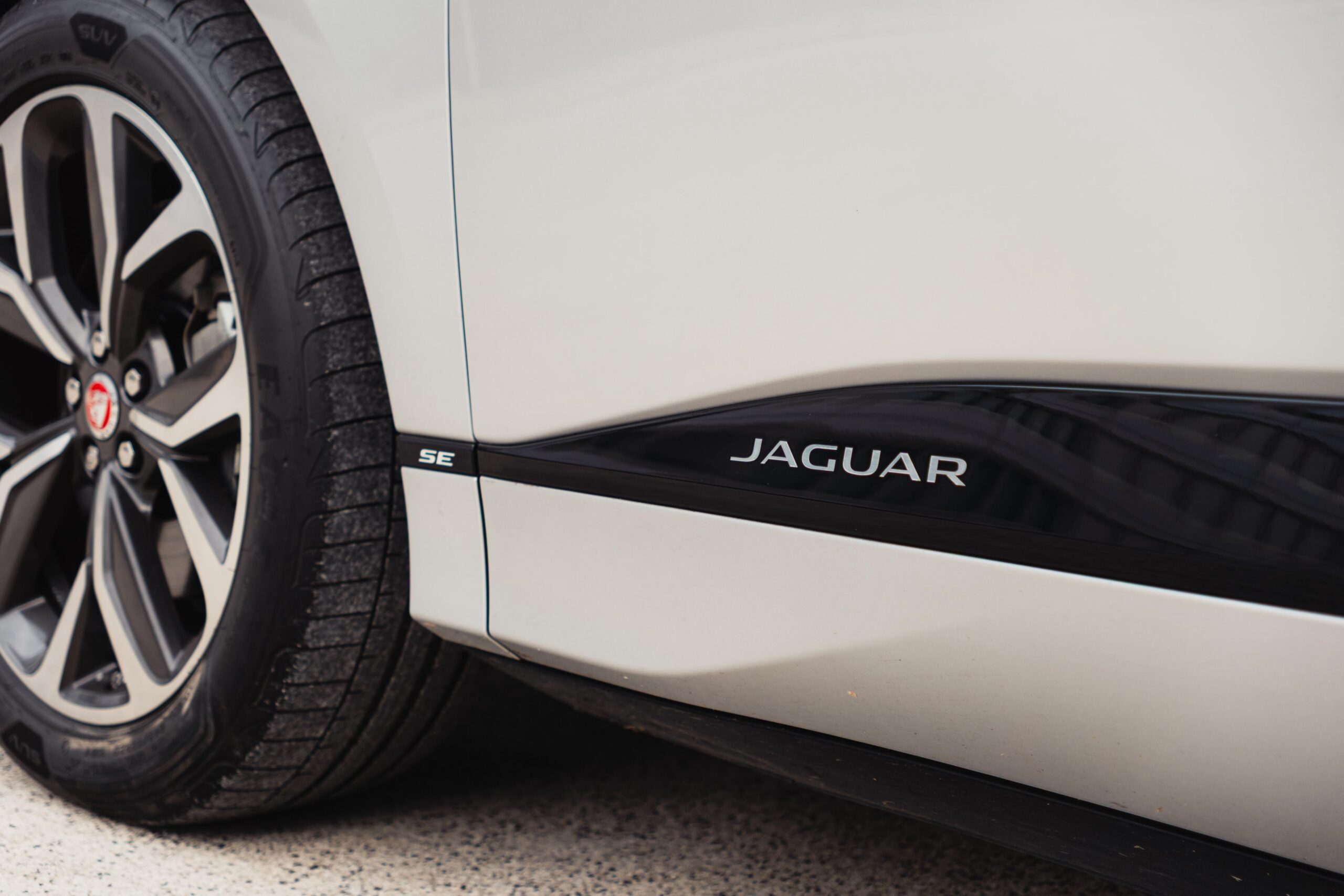 Jaguar I-Pace EV400 AWD R-DYNAMIC SE